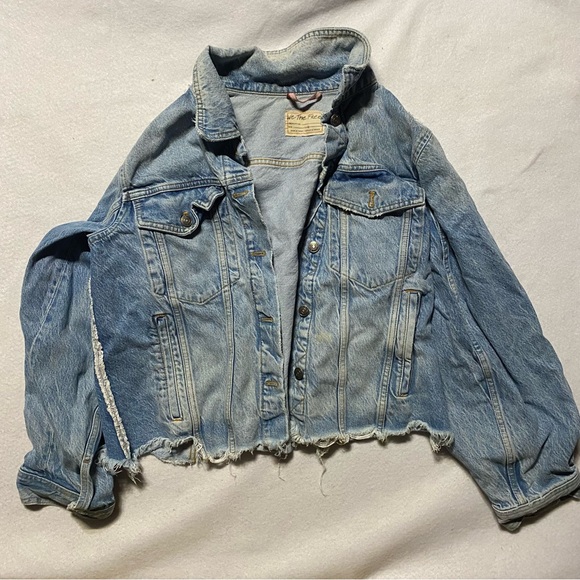 We The Free Distressed Denim Jacket XL - Picture 2 of 9